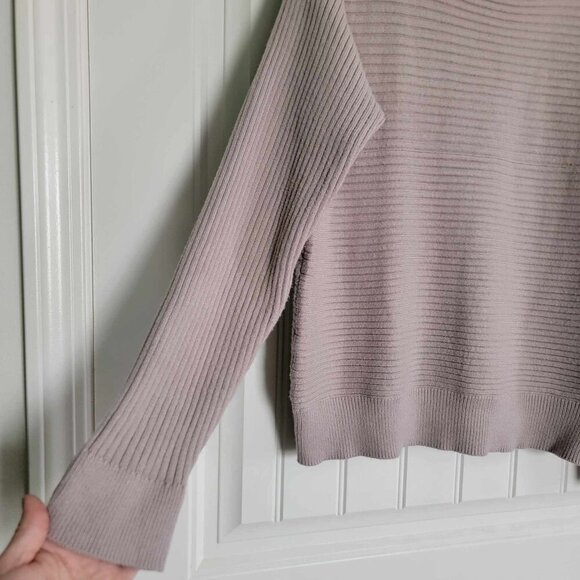 Women's Philosophy Sweater size Large - Picture 5 of 8